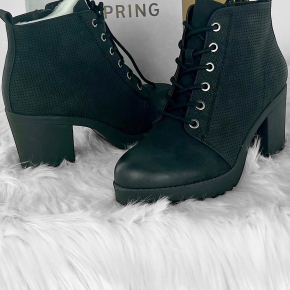 ✨NWT✨ Combat Heels by Call it Spring - Picture 4 of 4